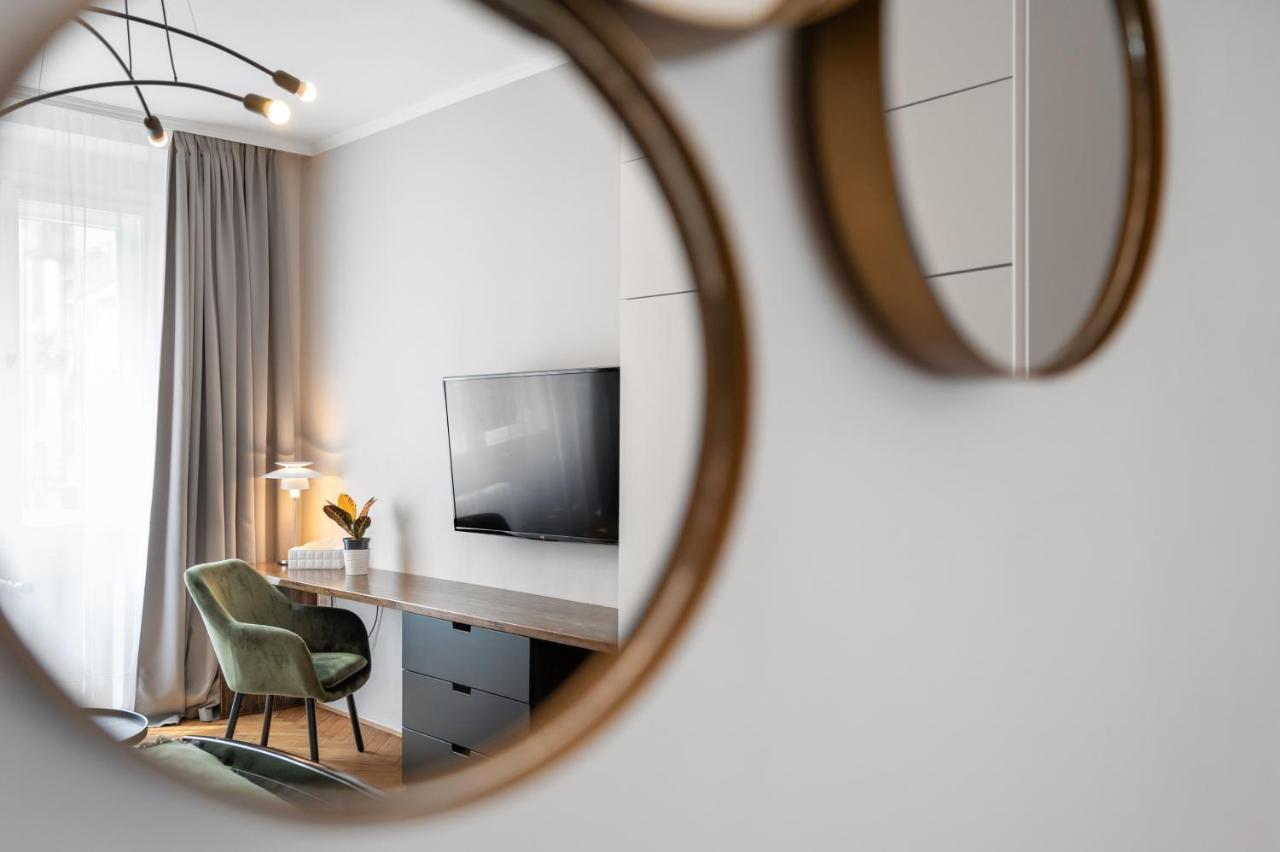 Loong Refresh Old Town Apartment Praga Exterior foto