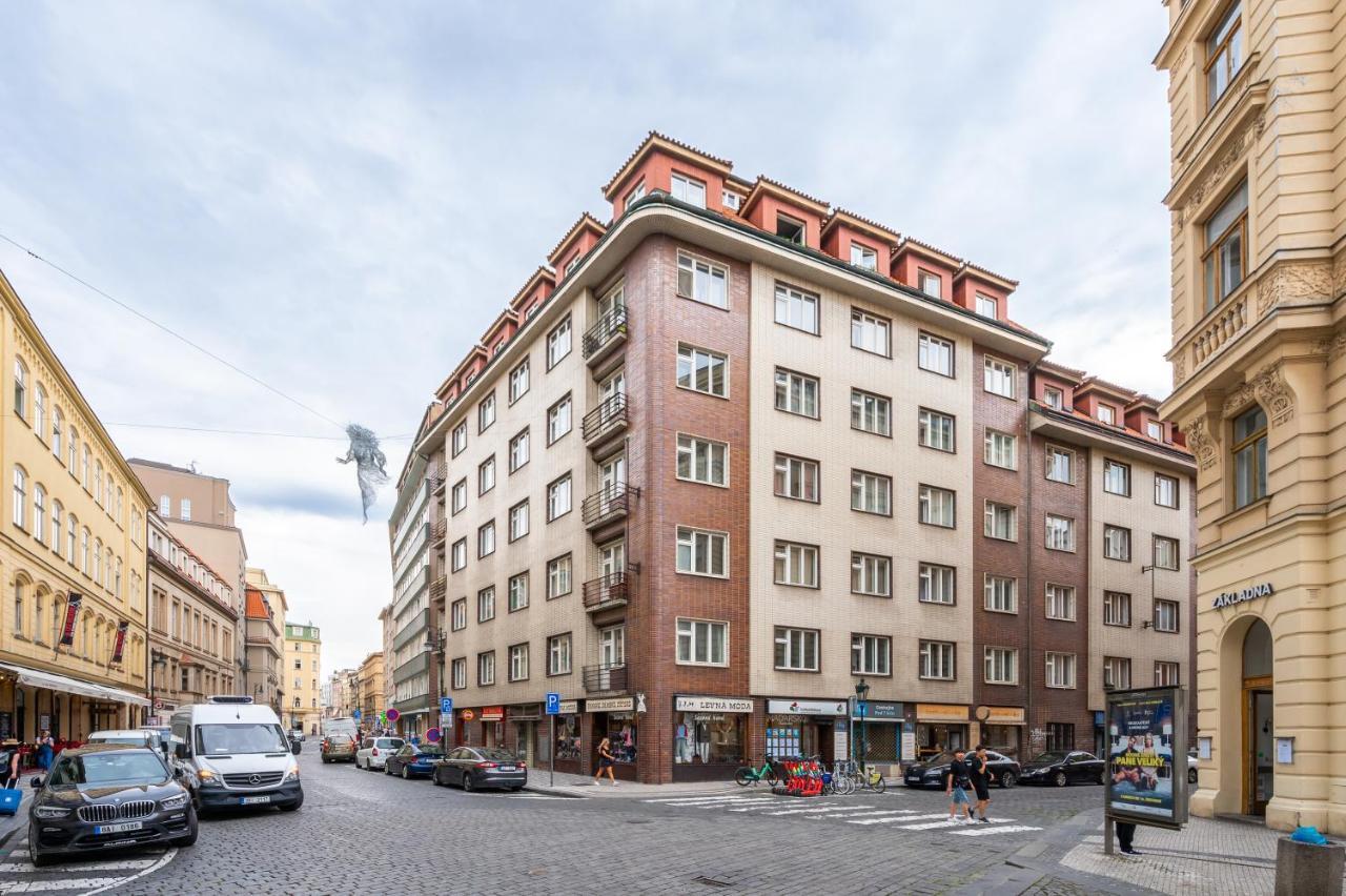 Loong Refresh Old Town Apartment Praga Exterior foto