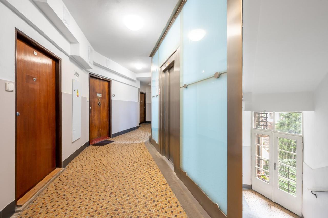 Loong Refresh Old Town Apartment Praga Exterior foto